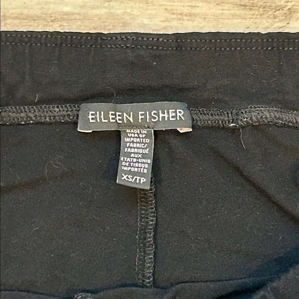 Eileen Fisher black viscose cuffed pull on pants size XS
